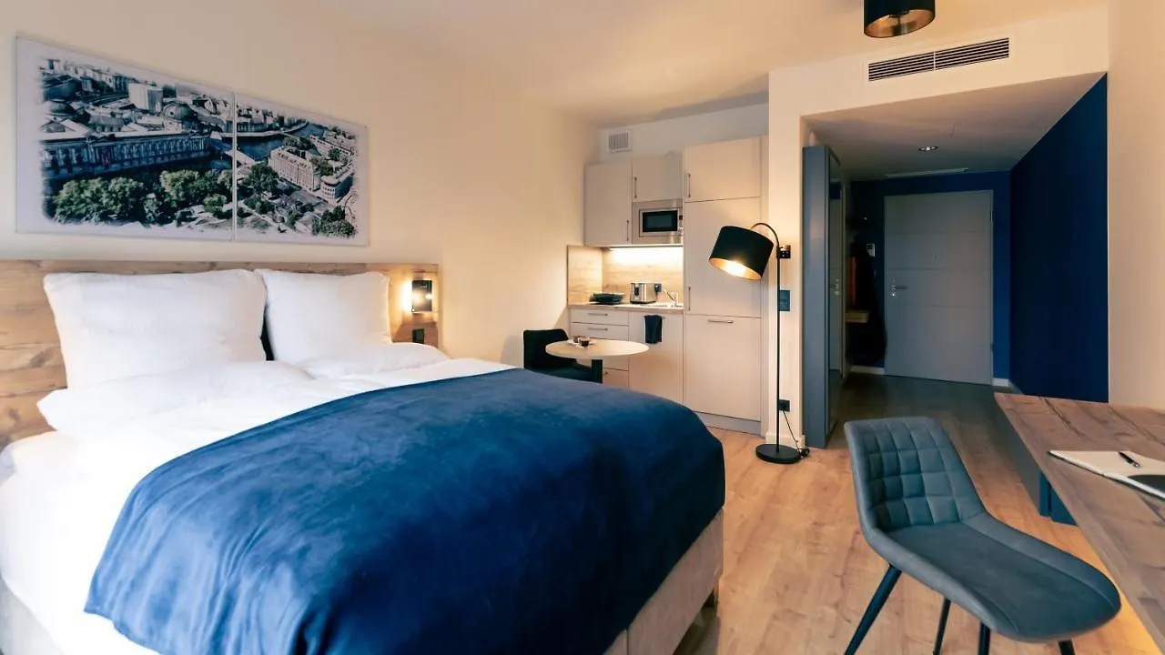 Spreeblau Royal Mit Eigenem Balkon Lägenhet Berlin